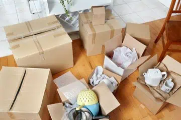 מיון פריטים לפני אריזה